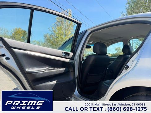 Used 2013 INFINITI G37 x Sedan w/ Premium Pkg AWD/4WD image 11