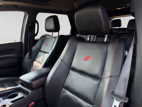Used 2025 Dodge Durango GT AWD/4WD image 23