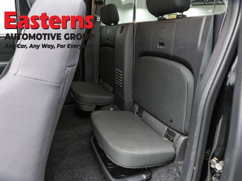 Used 2022 Nissan Frontier S RWD image 20