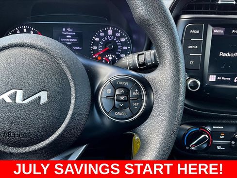 Used 2022 Kia Soul LX FWD image 15