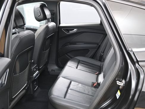 Used 2024 Audi Q4 e-tron Premium Plus AWD/4WD image 35