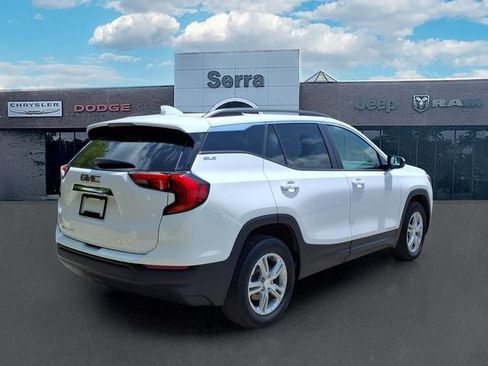 Used 2021 GMC Terrain SLE w/ Driver Convenience Package AWD/4WD image 7