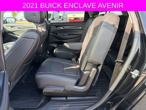 Used 2021 Buick Enclave Avenir w/ Avenir Technology Package image 15
