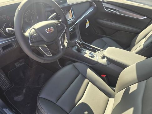 New 2026 Cadillac XT5 Luxury image 21