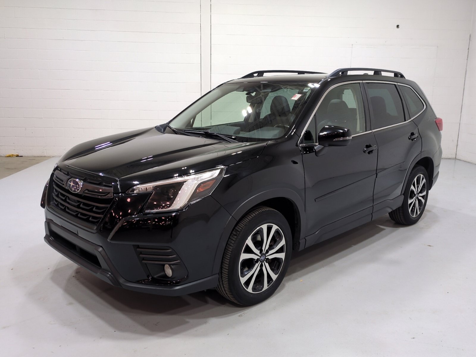 Used 2023 Subaru Forester Limited w/ Popular Package #2 AWD/4WD image 7