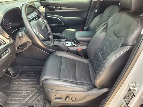 Used 2022 Kia Telluride SX w/ SX Prestige Package AWD/4WD image 21