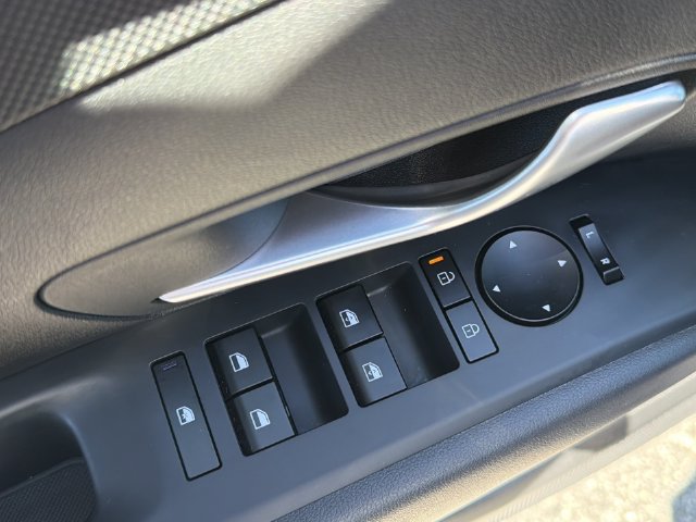 Used 2025 Hyundai Tucson SEL FWD image 32