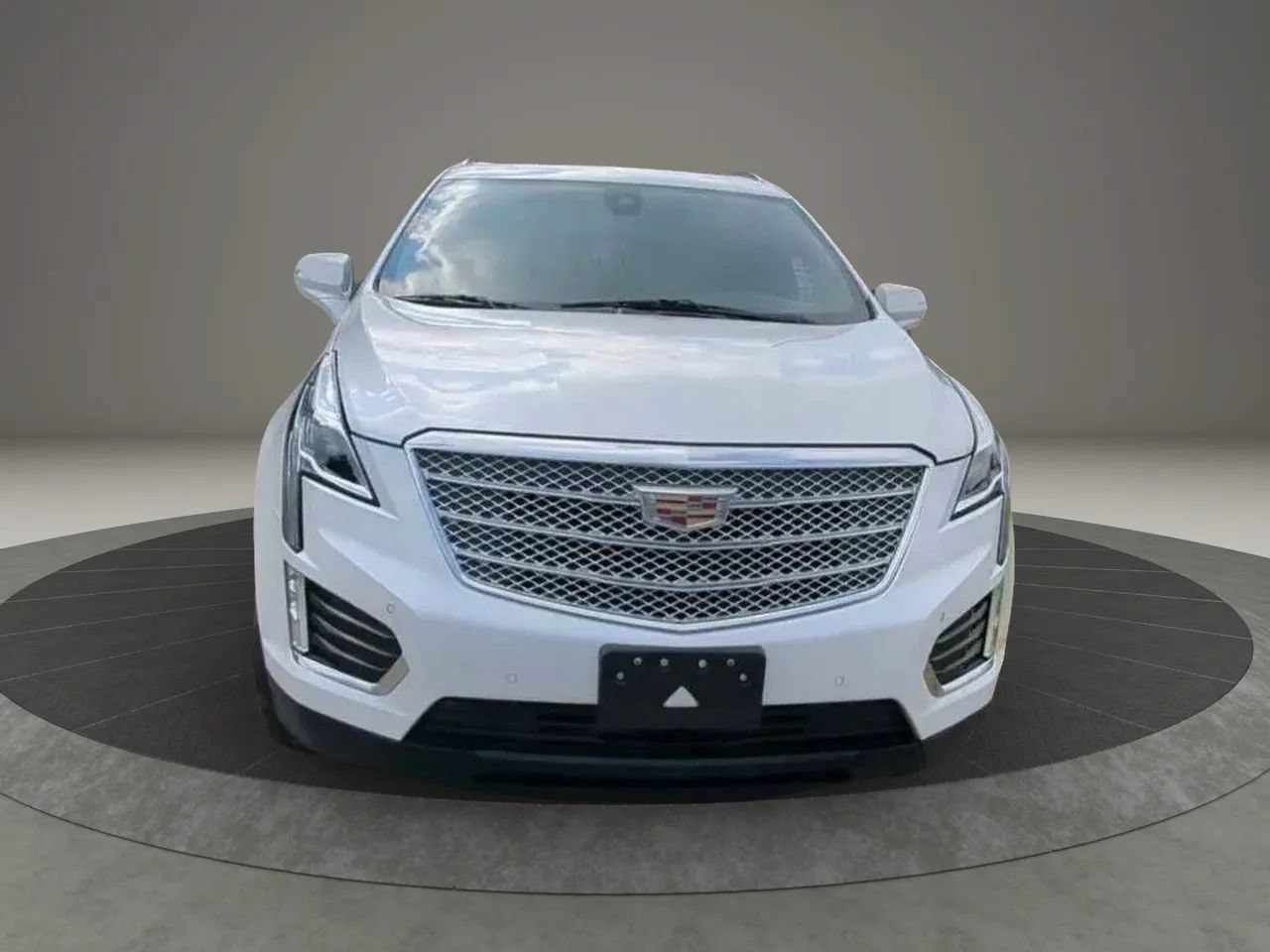 Used 2020 Cadillac XT5 Premium Luxury w/ LPO, Floor Liner Package FWD image 6
