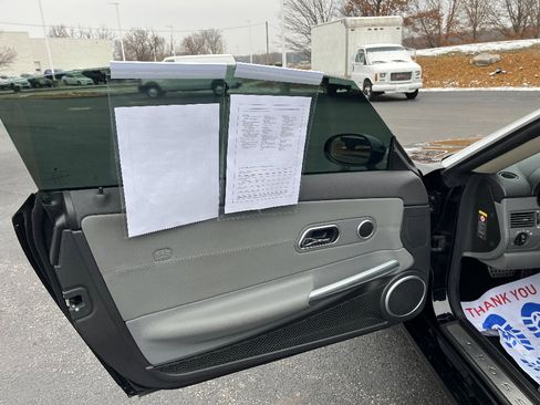 Used 2004 Chrysler Crossfire Coupe image 23