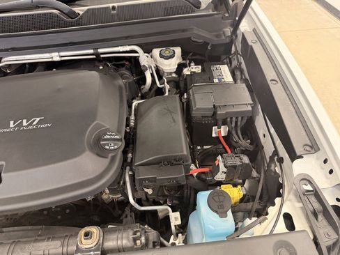 Used 2018 GMC Canyon SLT image 36