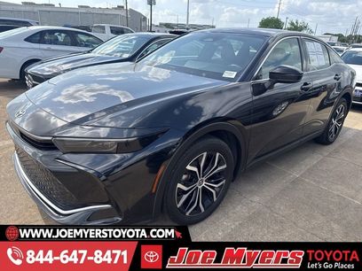 Used 2025 Toyota Crown XLE