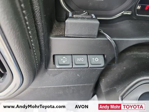 Used 2022 GMC Sierra 2500 Denali w/ Denali Black Diamond Edition image 20