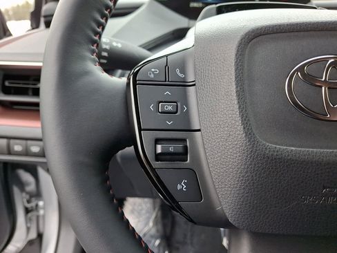 Used 2024 Toyota Prius Prime SE image 24