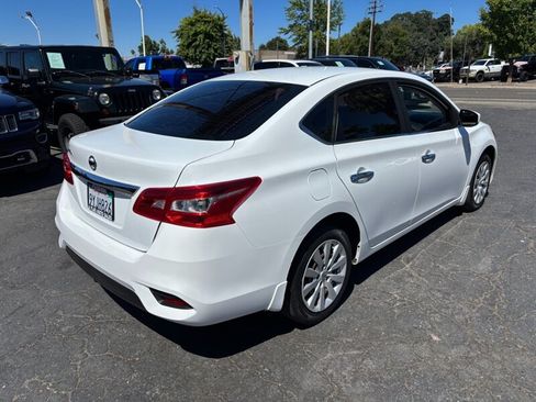 Used 2019 Nissan Sentra S FWD image 4