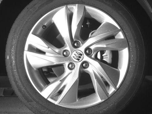 Used 2025 Buick Encore GX Preferred AWD/4WD image 13