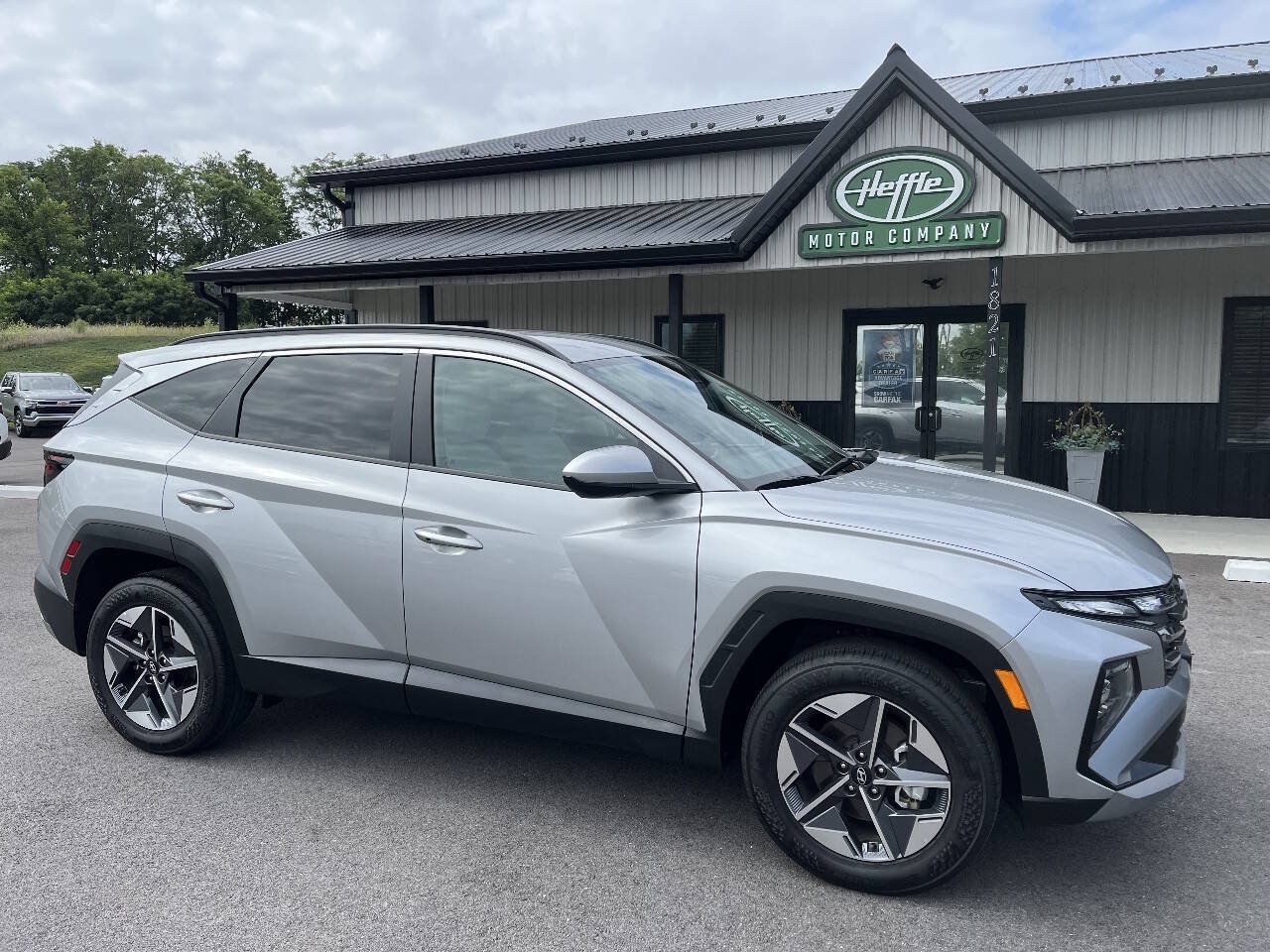 Used 2026 Hyundai Tucson SEL Plus AWD/4WD image 2