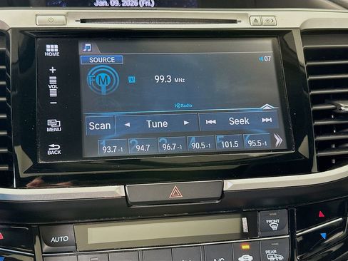 Used 2017 Honda Accord EX image 14