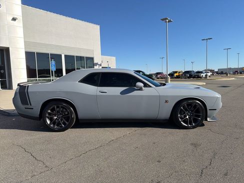 Used 2021 Dodge Challenger R/T Scat Pack w/ Scat Pack Stripe image 2
