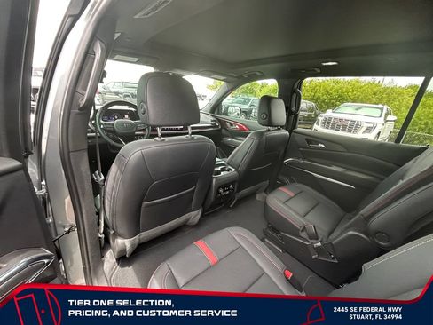 Certified 2024 Chevrolet Traverse RS AWD/4WD image 14