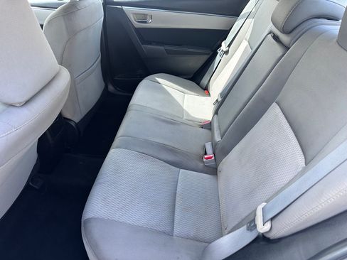 Used 2015 Toyota Corolla LE FWD image 6