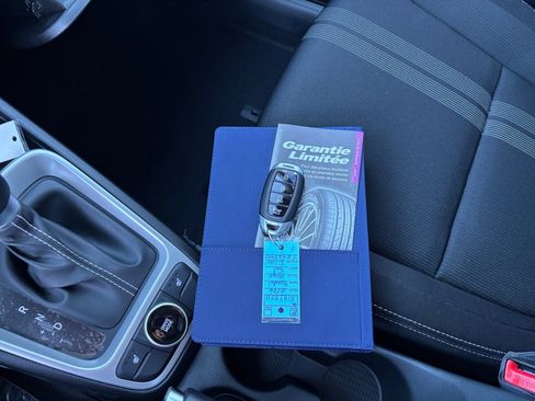 Certified 2026 Hyundai Venue SEL FWD image 35