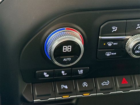 Used 2019 GMC Sierra 1500 SLT w/ SLT Premium Package image 13