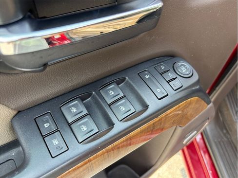 Used 2018 GMC Sierra 1500 SLT w/ SLT Premium Package AWD/4WD image 21