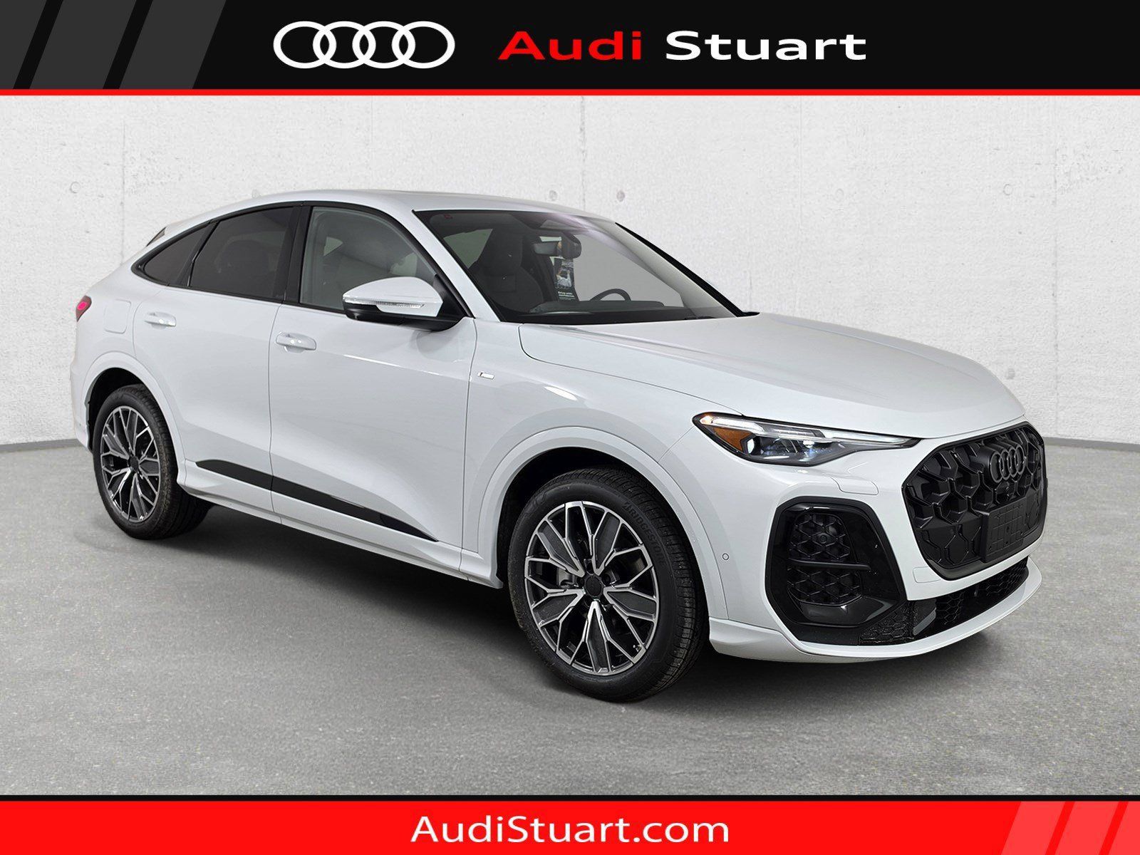 New 2026 Audi Q5 Prestige AWD/4WD 360° Tour