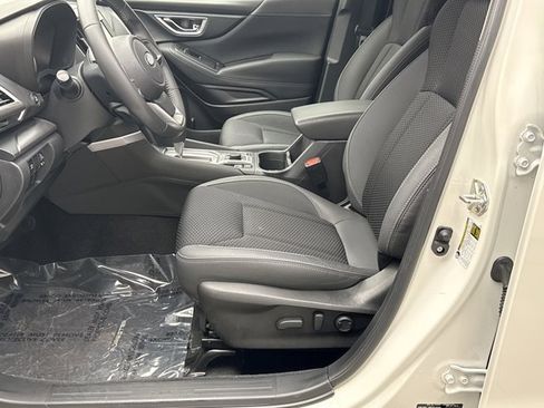 Used 2021 Subaru Forester Premium AWD/4WD image 11