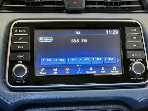 Used 2024 Nissan Versa SV FWD image 9