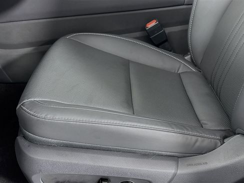 Used 2025 Lexus NX 250 FWD w/ Cold Area Package image 19