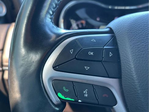 Certified 2020 Jeep Grand Cherokee Limited image 16