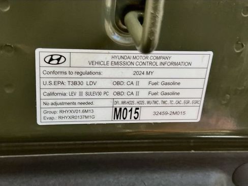 Used 2024 Hyundai Santa Fe SEL FWD image 31