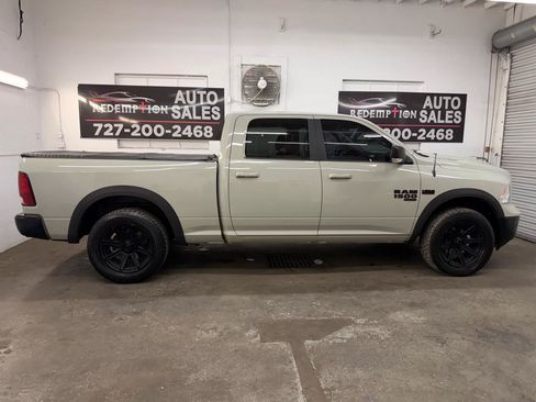Used 2019 RAM 1500 Big Horn RWD image 6