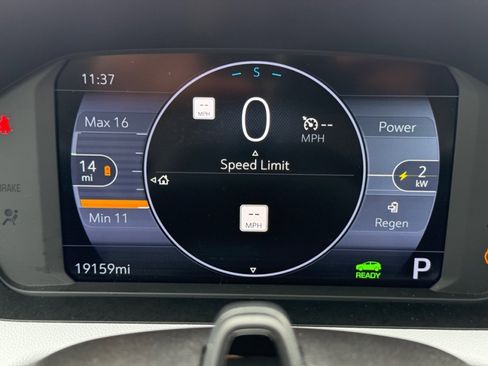 Used 2023 Chevrolet Bolt EUV Premier w/ Sun & Sound Package image 30