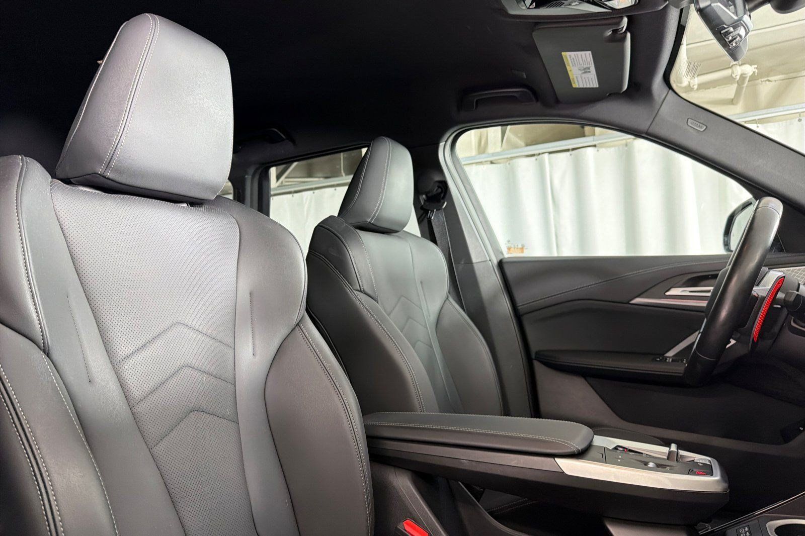 Used 2024 BMW X1 M35i w/ Shadowloine Package AWD/4WD image 25