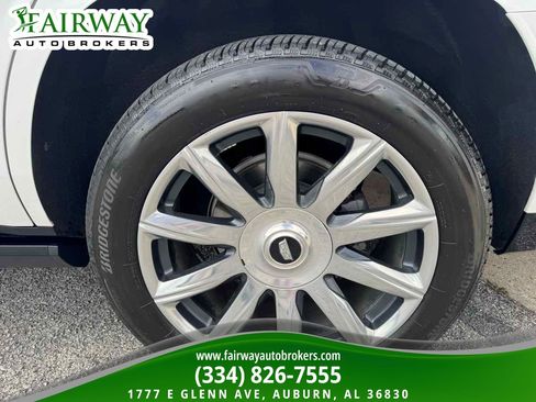 Used 2022 Cadillac Escalade Premium Luxury Platinum image 37