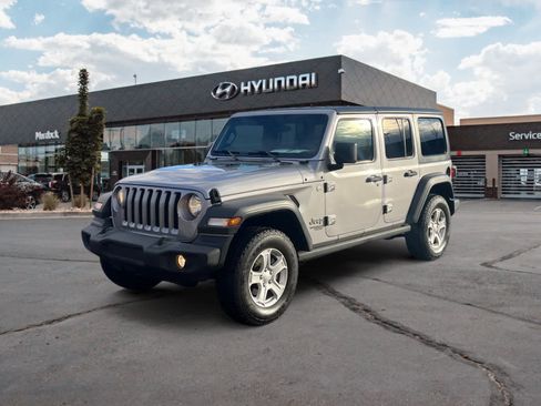 Used 2020 Jeep Wrangler Unlimited Sport S image 1