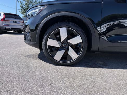 Certified 2023 Volvo C40 P8 Recharge Ultimate AWD/4WD image 10