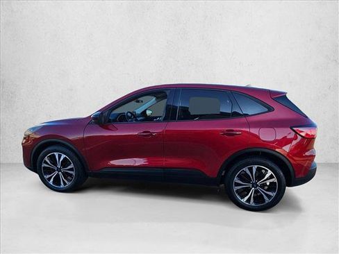 Used 2021 Ford Escape SE w/ SE Sport Appearance Package image 8