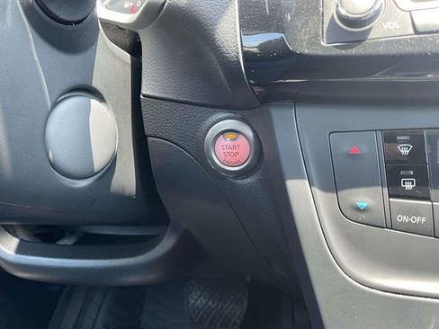 Used 2018 Nissan Sentra SV FWD image 25