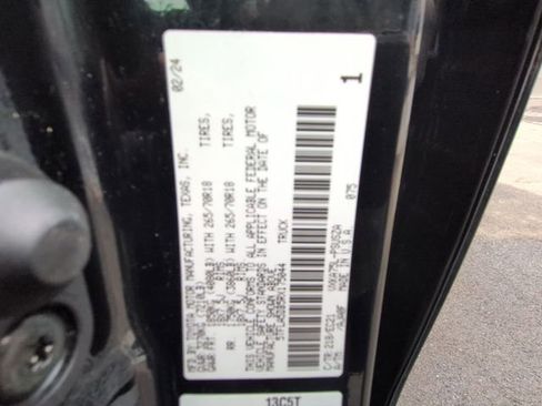 Used 2024 Toyota Tundra SR5 w/ SR5 Premium Package image 33