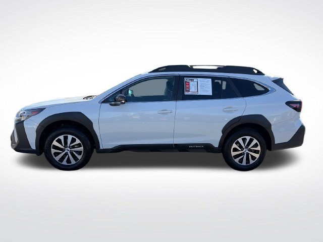 Used 2024 Subaru Outback Premium AWD/4WD image 3