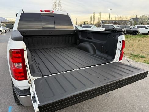 Used 2007 Chevrolet Silverado 1500 LTZ w/ Safety Package AWD/4WD image 13