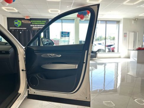 Used 2022 Genesis GV70 2.5T w/ Sport Prestige Package image 40