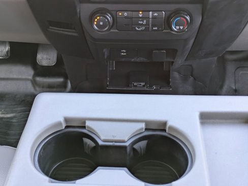 Used 2017 Ford F150 XL w/ Equipment Group 101A Mid image 18