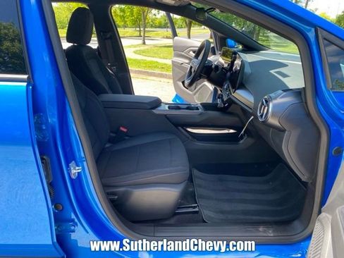 Used 2026 Chevrolet Equinox EV LT FWD image 16