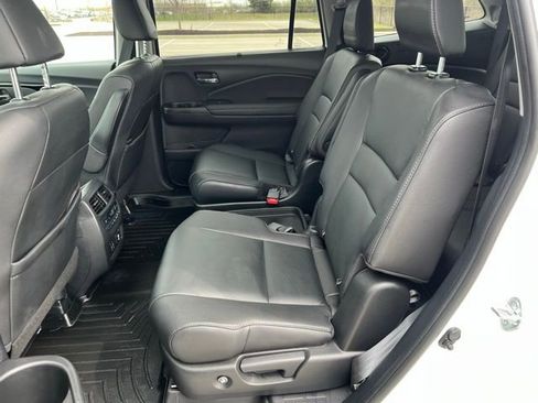 Used 2021 Honda Pilot Touring image 30