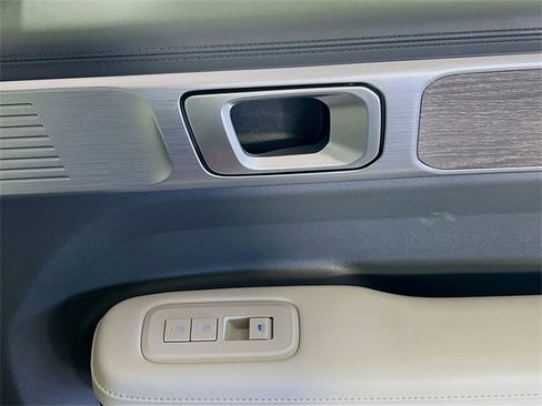 Used 2024 Hyundai Santa Fe Calligraphy image 31