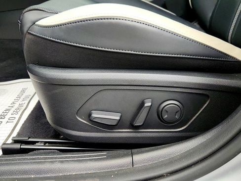 Used 2025 Kia K5 GT-Line w/ GT-Line Premium Package image 12
